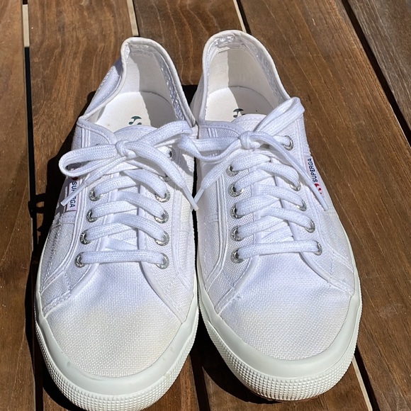 SUPERGA WHITE ITALIAN SNEAKERS M/ 9.5 - Picture 3 of 5